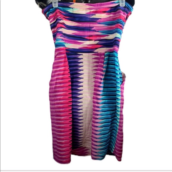 Charlie Jade Dress - Picture 3 of 6